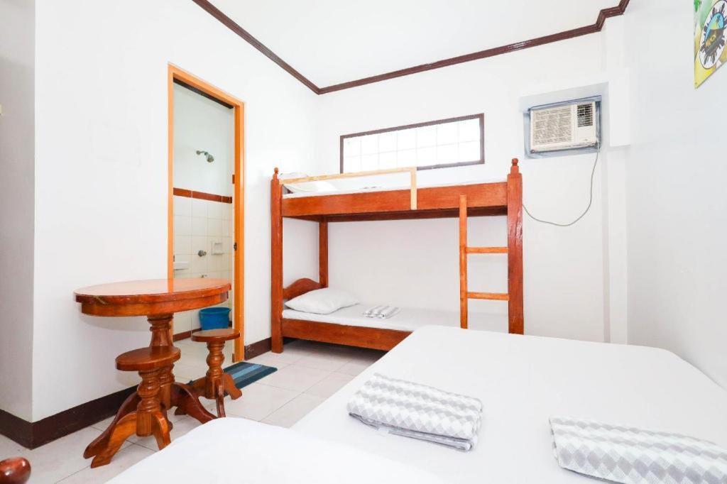 Mayon Backpackers Hostel Legazpi Exterior foto