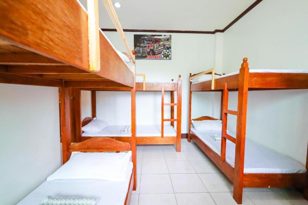 Mayon Backpackers Hostel Legazpi Exterior foto